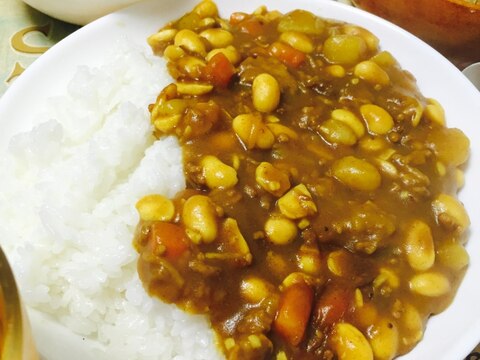 市販のルーを使って☆豆カレー